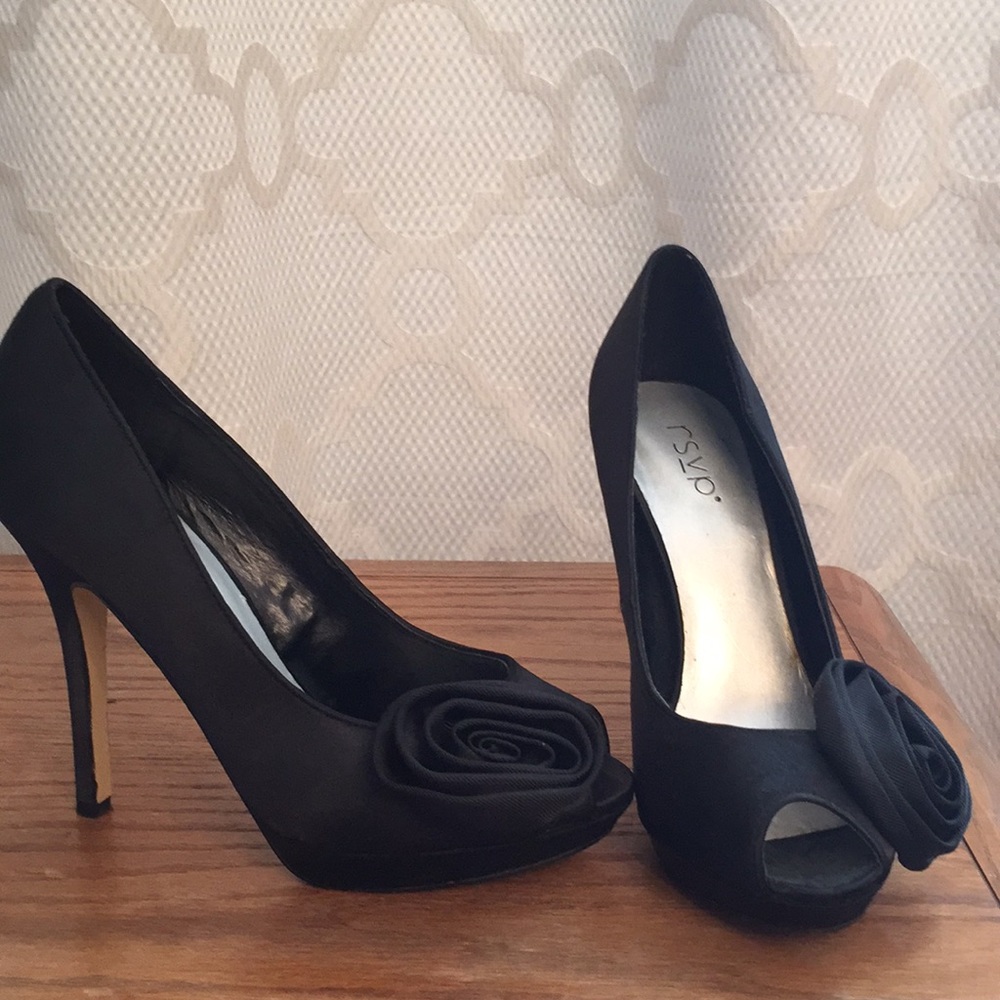 RSVP black high heels